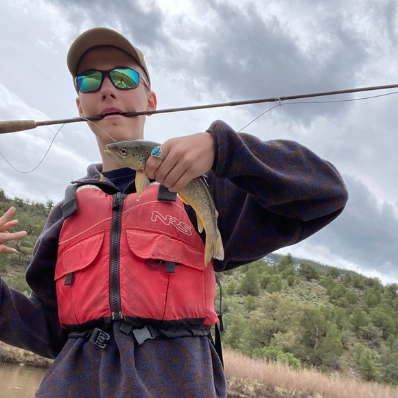 Meet your Posher, Alex - Picture 2 of 4